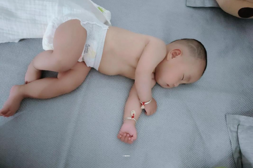 霸州宝宝发烧可以喝牛奶吗